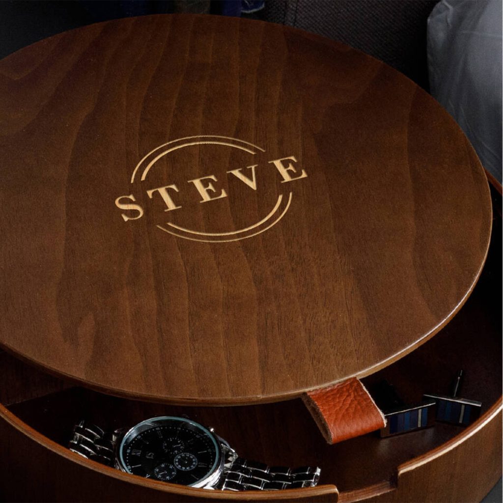 Boite à montre personnalisé par une gravure au laser CO₂