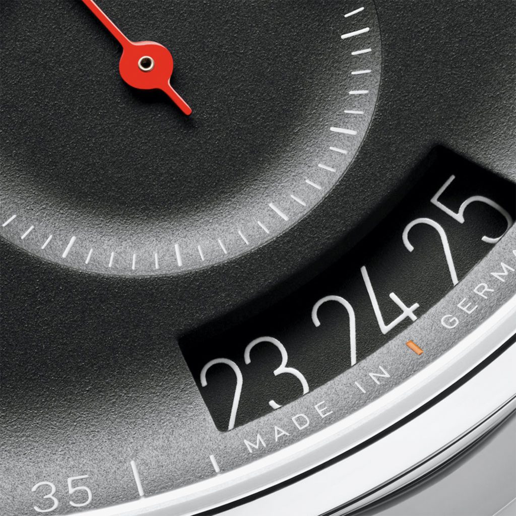 Tampographie sur un cadran de montre