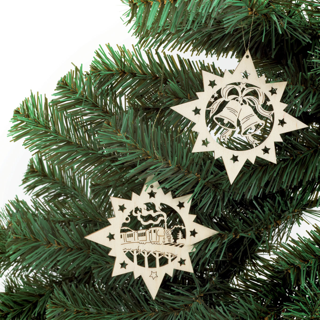 Décoration de Noël en bois en forme de sapin, découpée au laser CO2.