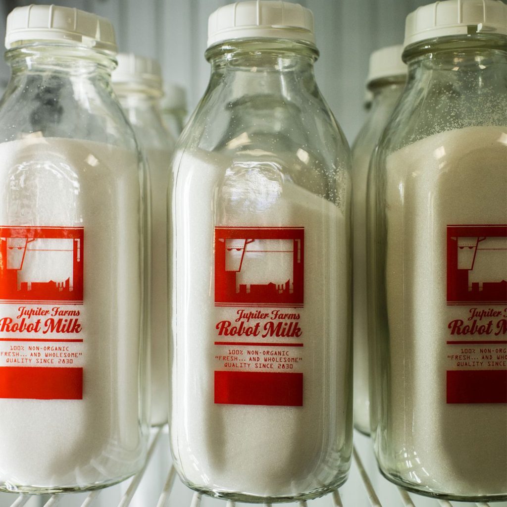 Bouteille marquée avec une machine de tampographie