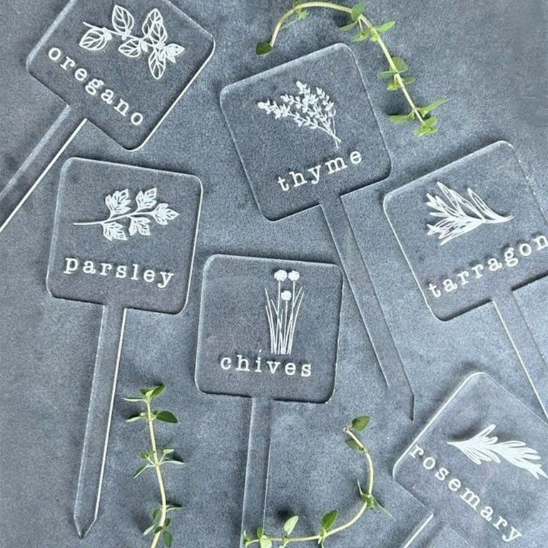 Impression UV sur des petits tuto en plexi / PMMA